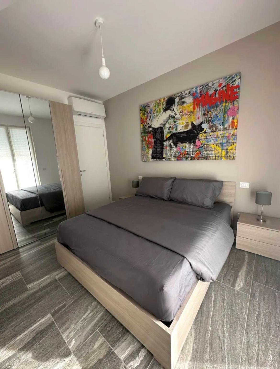Essential Apartment Sesto San Giovanni Exterior photo