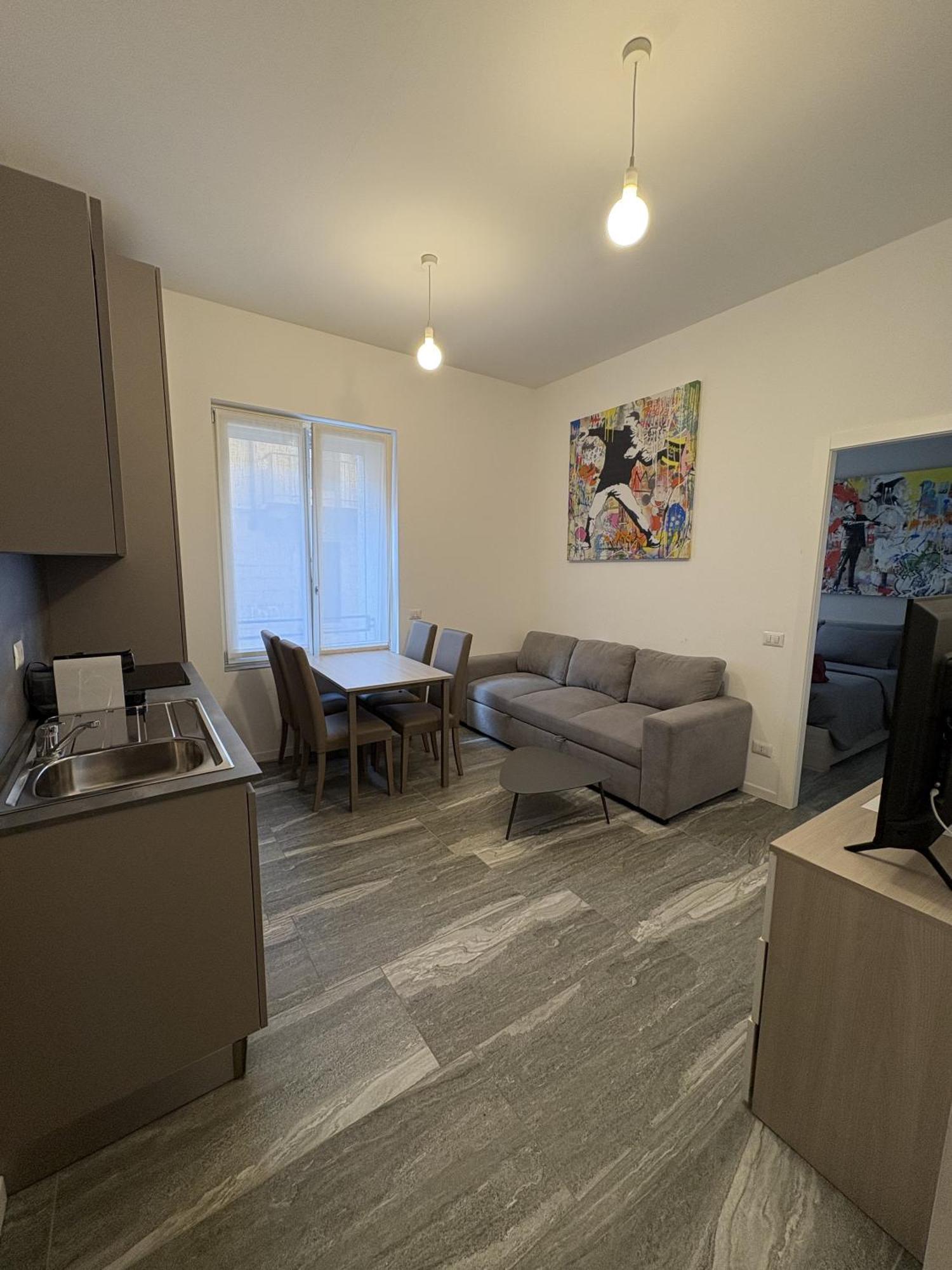 Essential Apartment Sesto San Giovanni Exterior photo