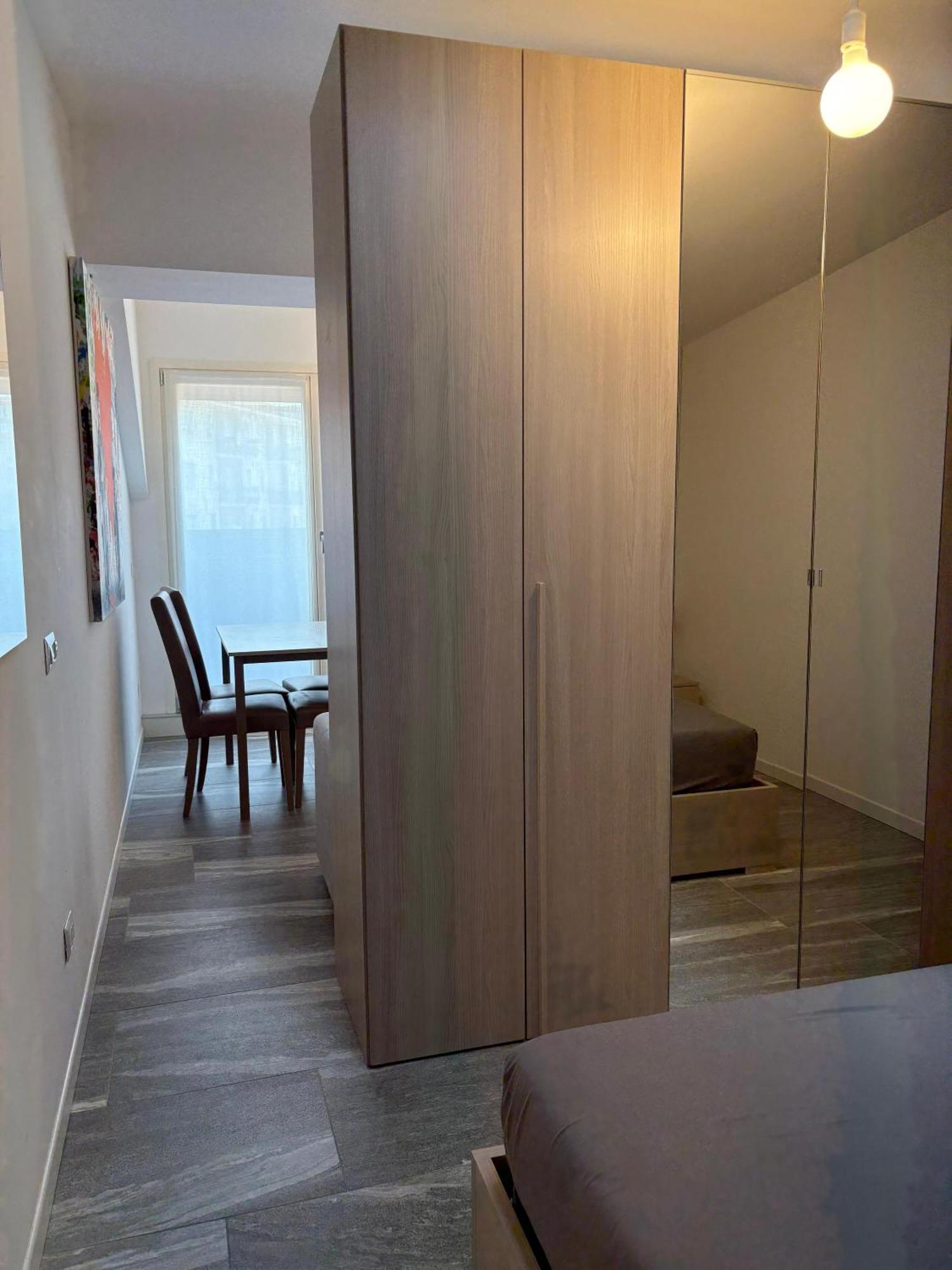 Essential Apartment Sesto San Giovanni Exterior photo